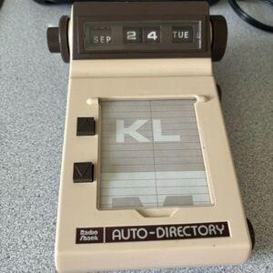 Radio Shack Auto Directory *Read*